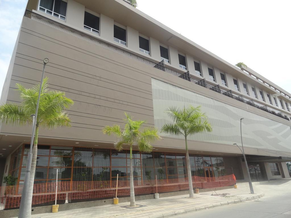 Ghl Hotel Montería Exteriér fotografie The National Museum of the Dominican Republic